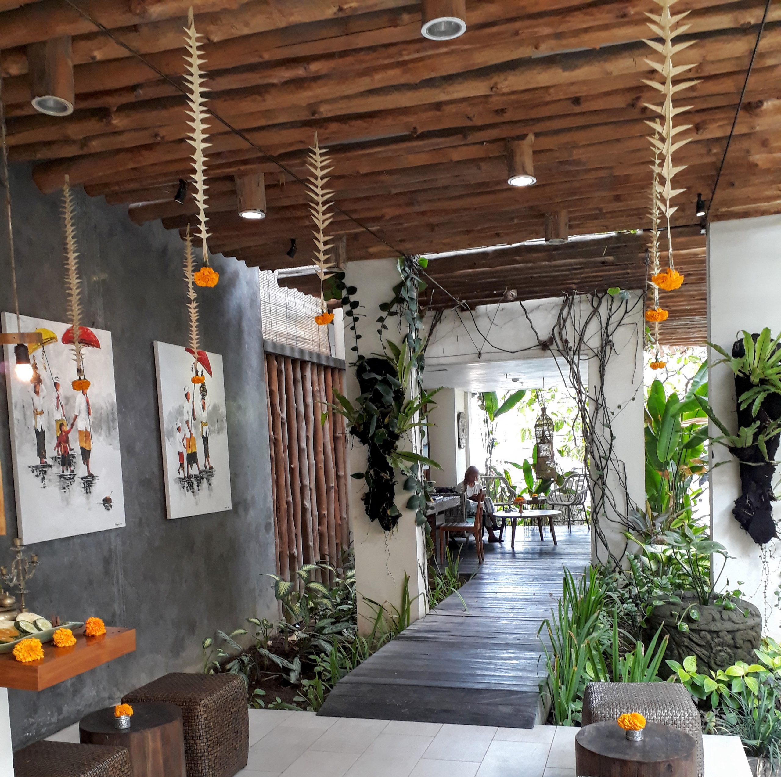 bali-seminyak-grandmas