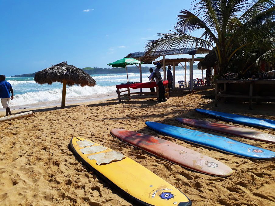 surf-playa-macao-repubblica-dominicana